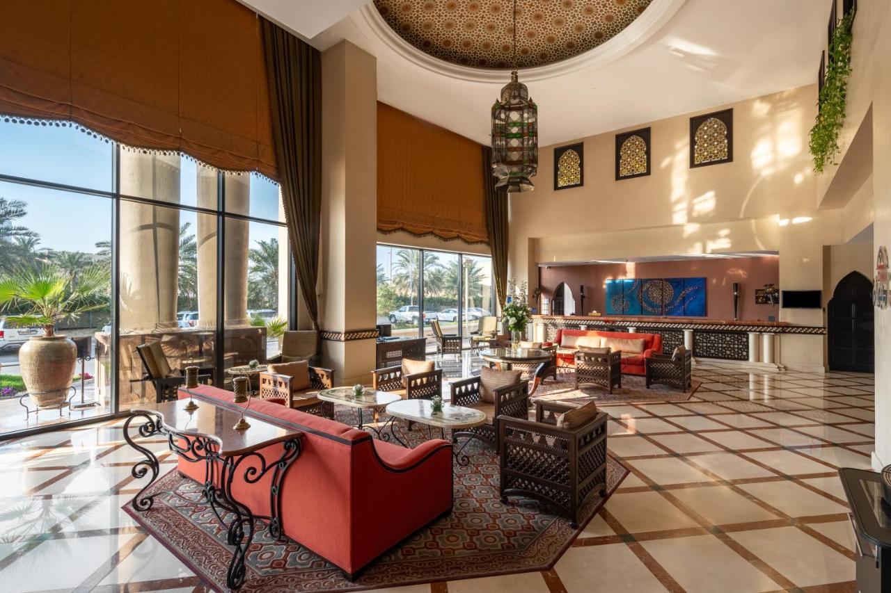 Mercure Grand Hotel Seef - All Suites Manáma Exteriér fotografie