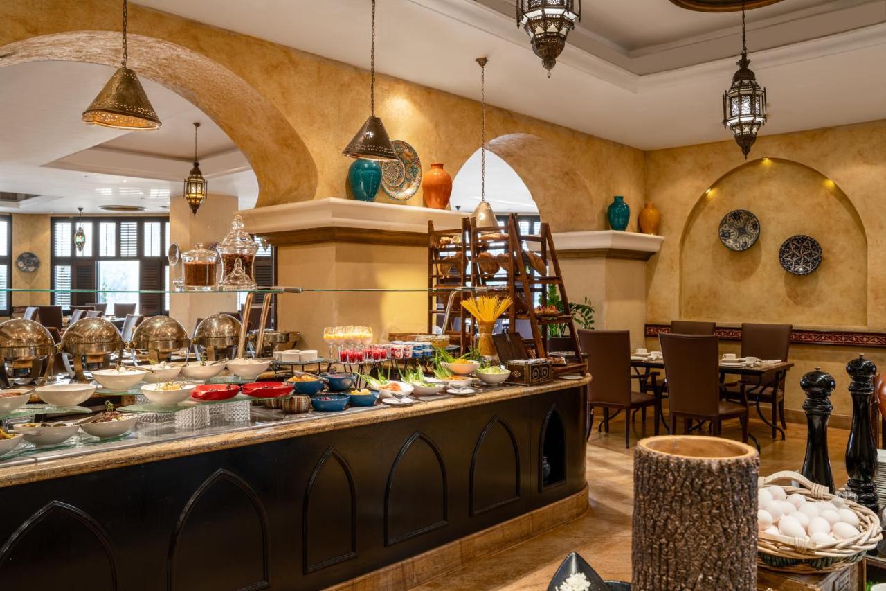 Mercure Grand Hotel Seef - All Suites Manáma Exteriér fotografie