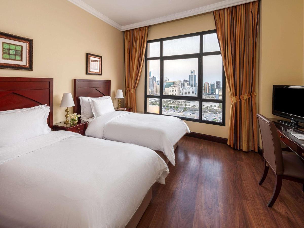 Mercure Grand Hotel Seef - All Suites Manáma Exteriér fotografie