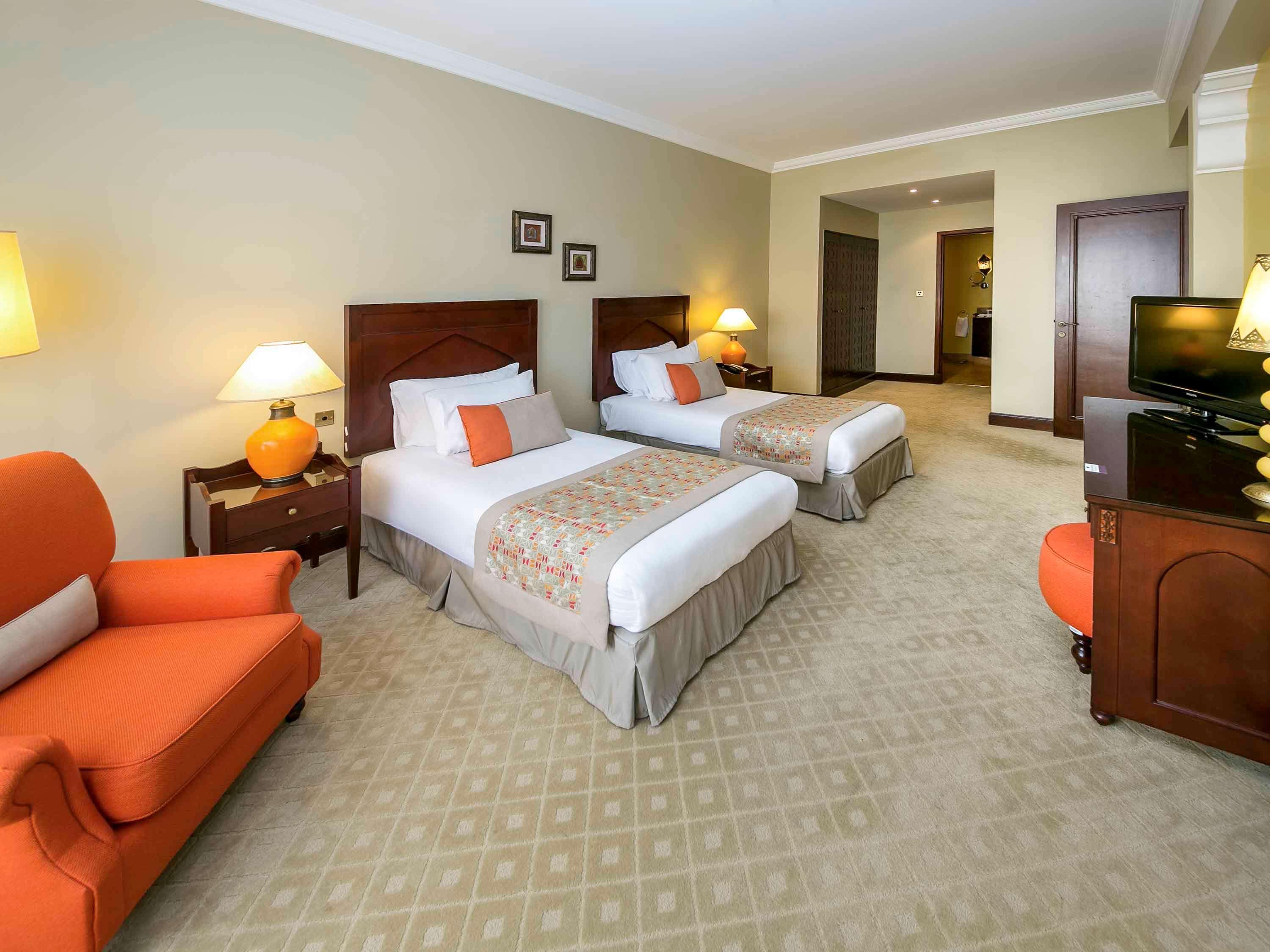 Mercure Grand Hotel Seef - All Suites Manáma Exteriér fotografie