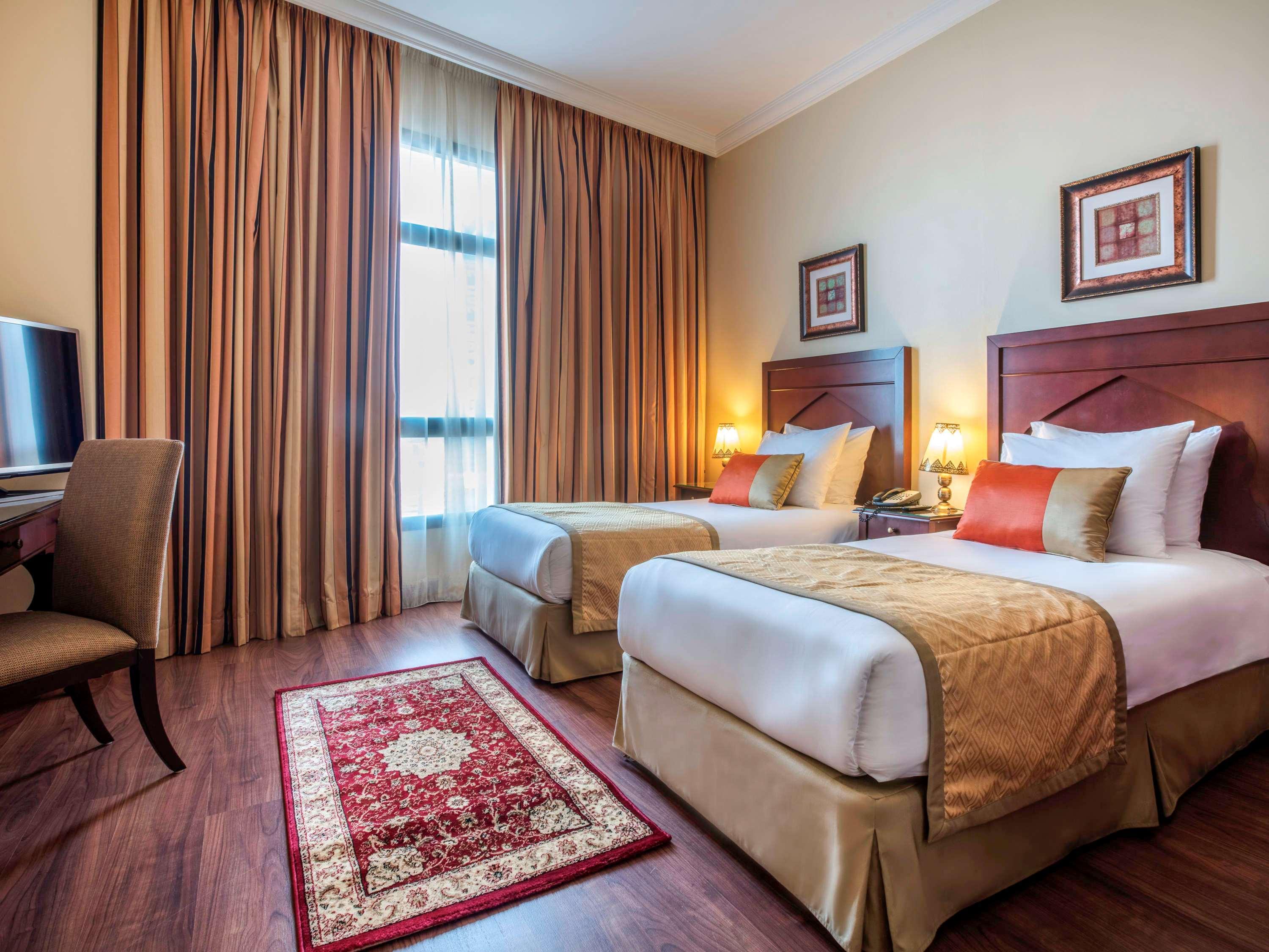 Mercure Grand Hotel Seef - All Suites Manáma Exteriér fotografie